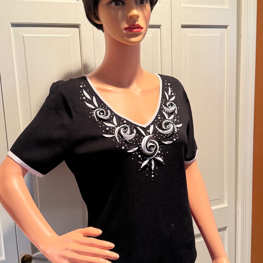 Embroidered Flower Top